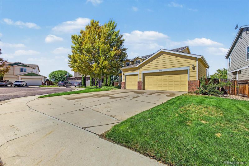 2981 E 108th Dr, Northglenn, CO 80233