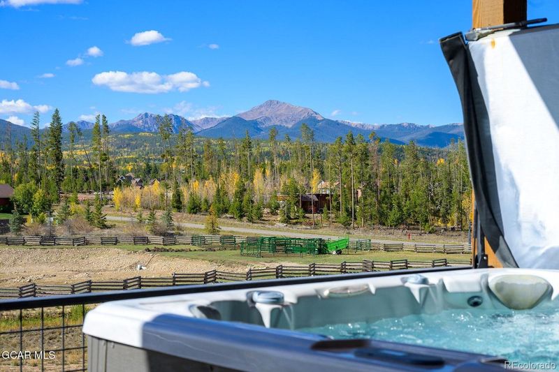 118 Hay Meadow Dr, Fraser, CO 80442