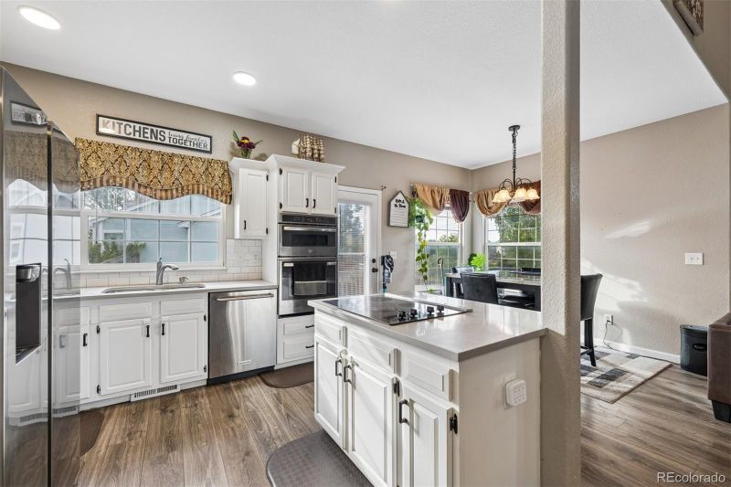 5712 S Quemoy Cir, Centennial, CO 80015