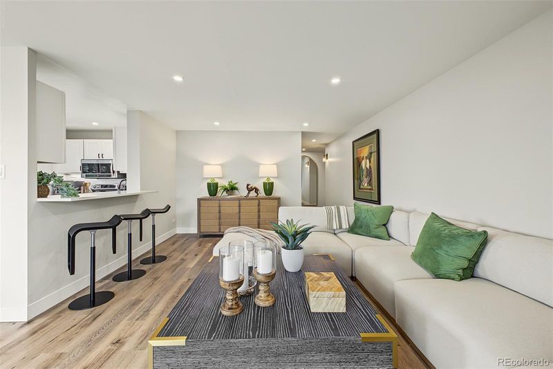 4570 E Yale Ave #301, Denver, CO 80222