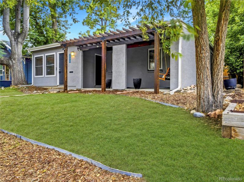 4921 Beach Ct, Denver, CO 80221