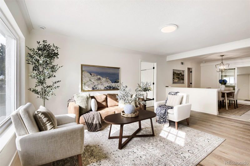 1174 Quentin St, Aurora, CO 80011