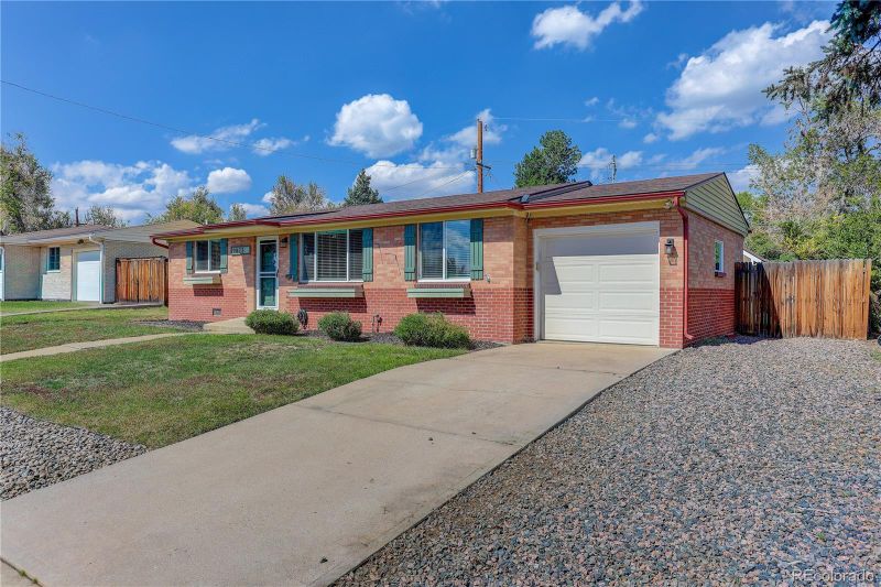 9823 W 53rd Ave, Arvada, CO 80002