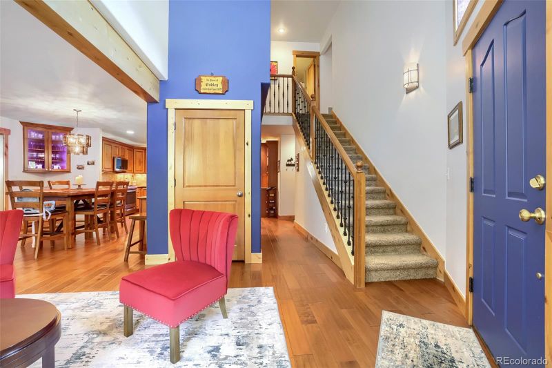 460 W Coyote Dr, Silverthorne, CO 80498