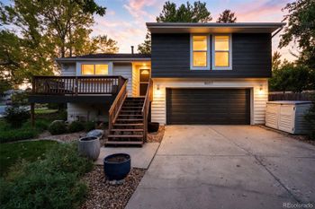 8057 S Newport Ct, Centennial, CO 80112