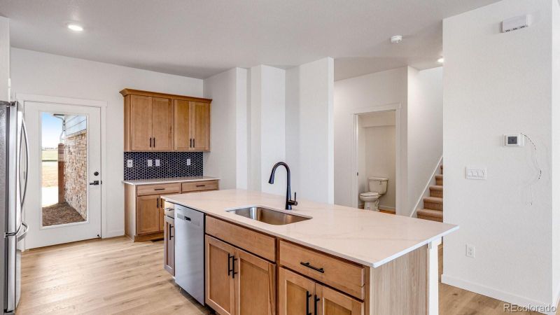 696 N Tempe St, Aurora, CO 80018