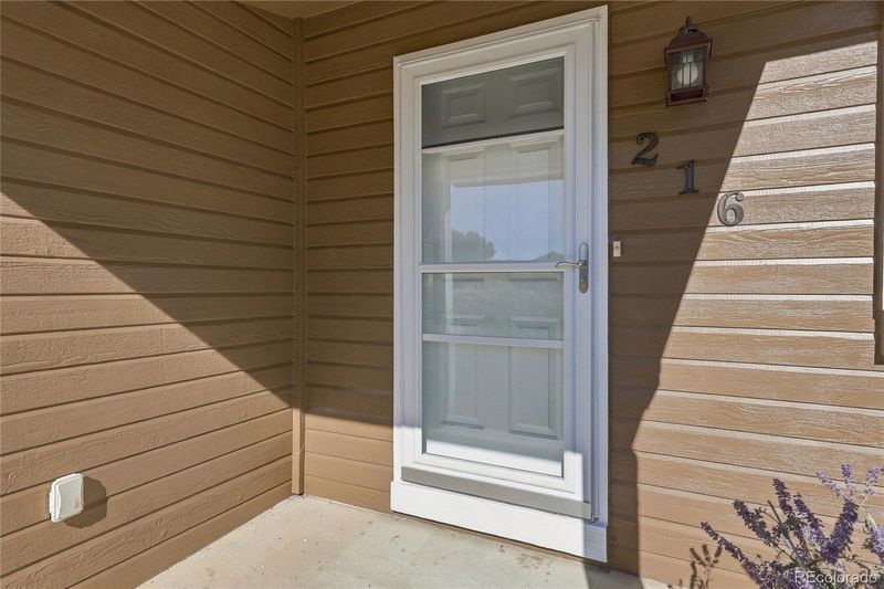 216 S Caddoa Dr, Pueblo West, CO 81007