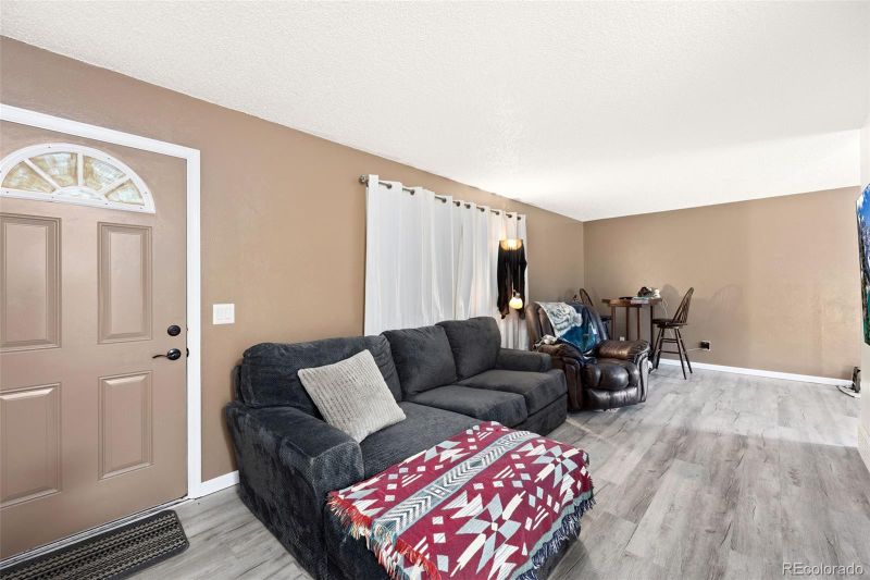 9293 W 100th Cir, Westminster, CO 80021