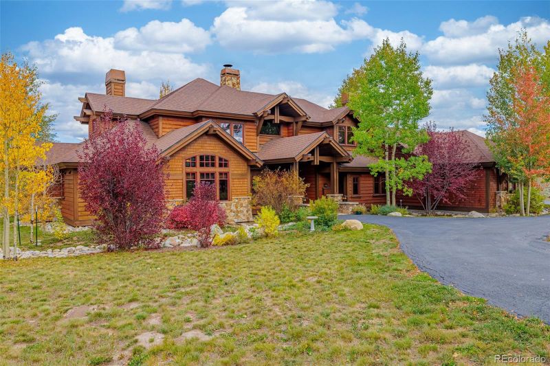 876 Stagecoach Dr, Fraser, CO 80442