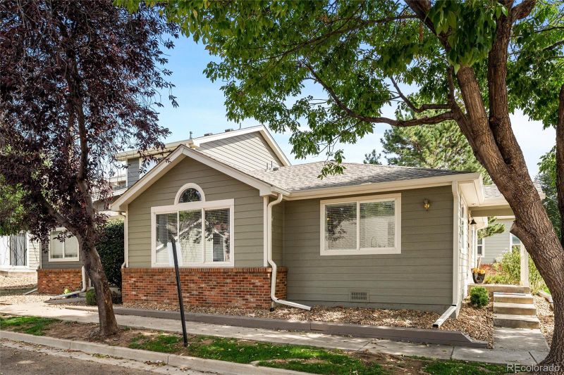 51 21st Ave #16, Longmont, CO 80501
