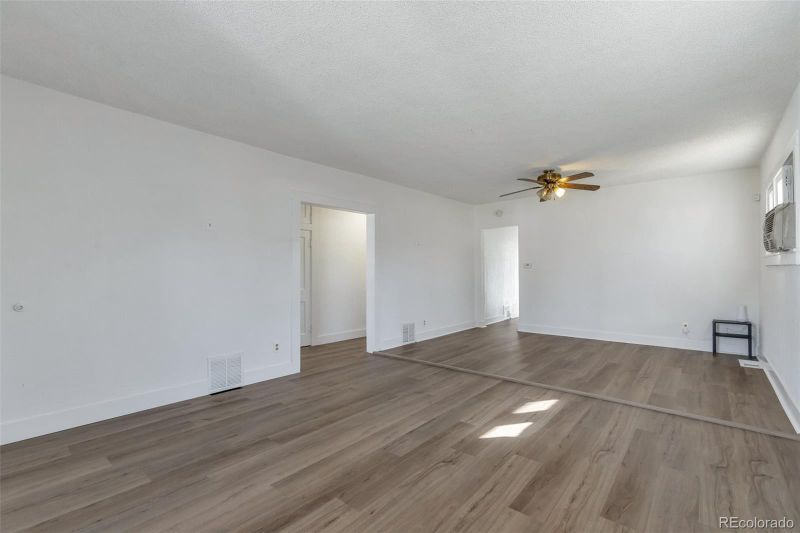 2918 W 2nd Ave, Denver, CO 80219