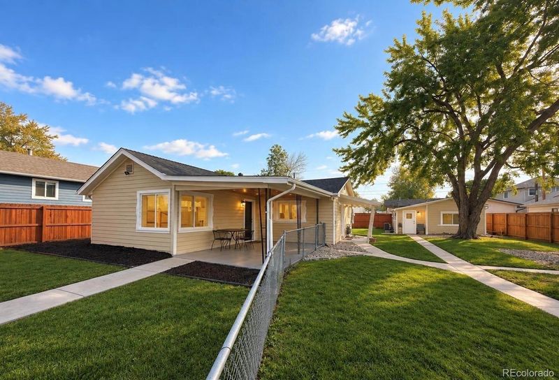 1040 S Kearney St, Denver, CO 80224