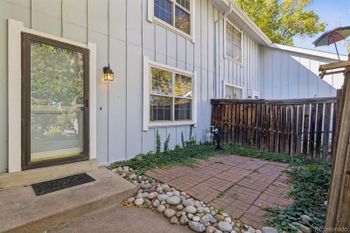 7002 S Knolls Way, Centennial, CO 80122