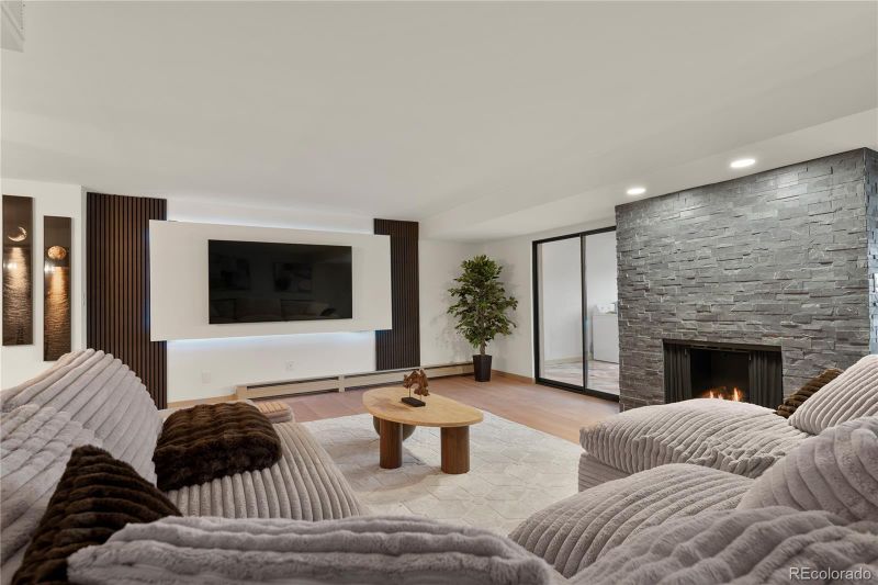 7000 E Quincy Ave #301, Denver, CO 80237