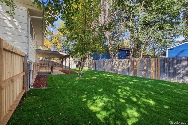 466 Fox St, Longmont, CO 80504