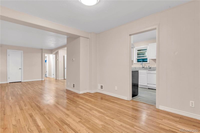 790 S Raleigh St, Denver, CO 80219