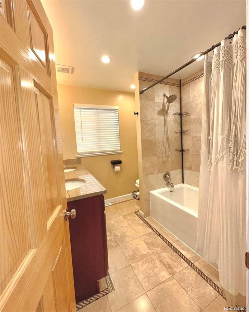 615 Osceola St, Denver, CO 80204