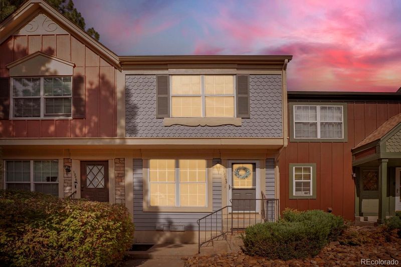 12063 E Hoye Dr, Aurora, CO 80012