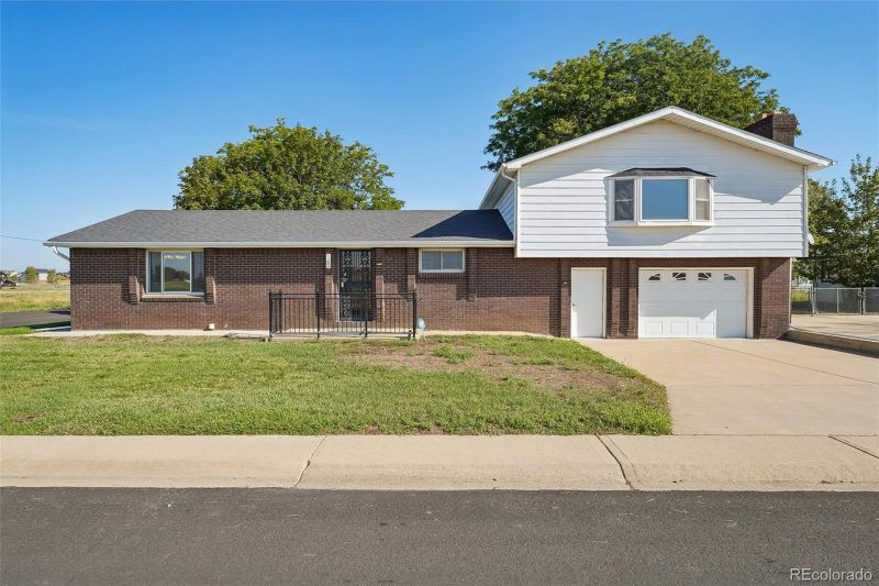 101 2nd St, Dacono, CO 80514