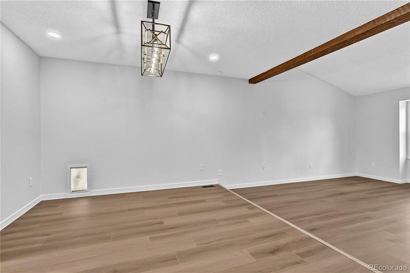 838 S Rifle Ct, Aurora, CO 80017