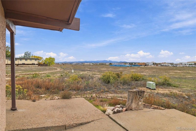 667 E Clarion Dr, Pueblo West, CO 81007