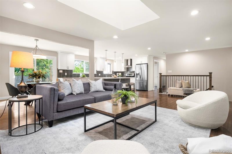 3092 E Weaver Pl, Centennial, CO 80121