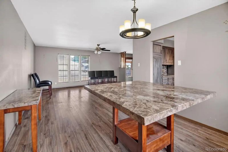 190 Encino Dr, Pueblo, CO 81005