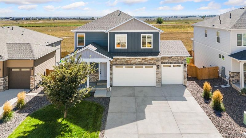 2410 Pineywoods St, Mead, CO 80542