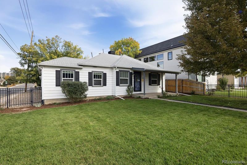 1800 S Steele St, Denver, CO 80210