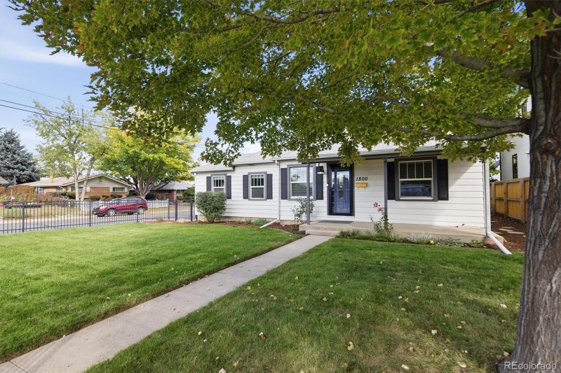1800 S Steele St, Denver, CO 80210
