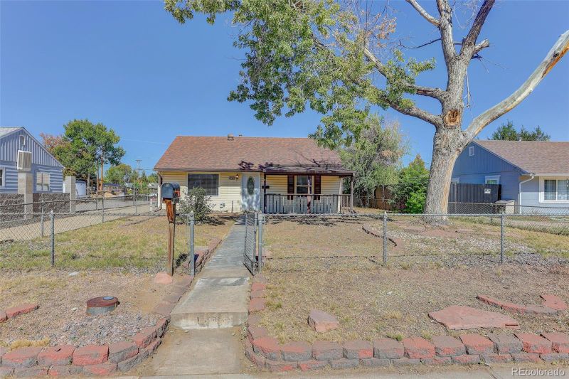 5205 E 60th Way, Commerce City, CO 80022