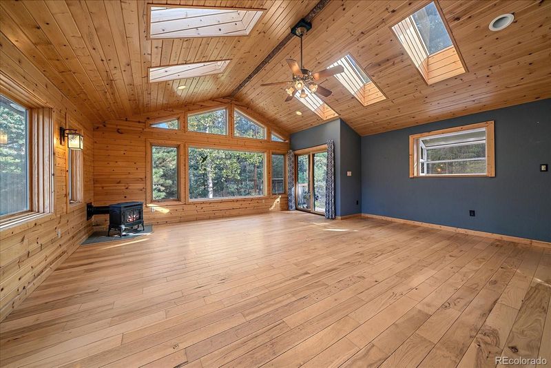12130 S Critchell Ln, Littleton, CO 80127