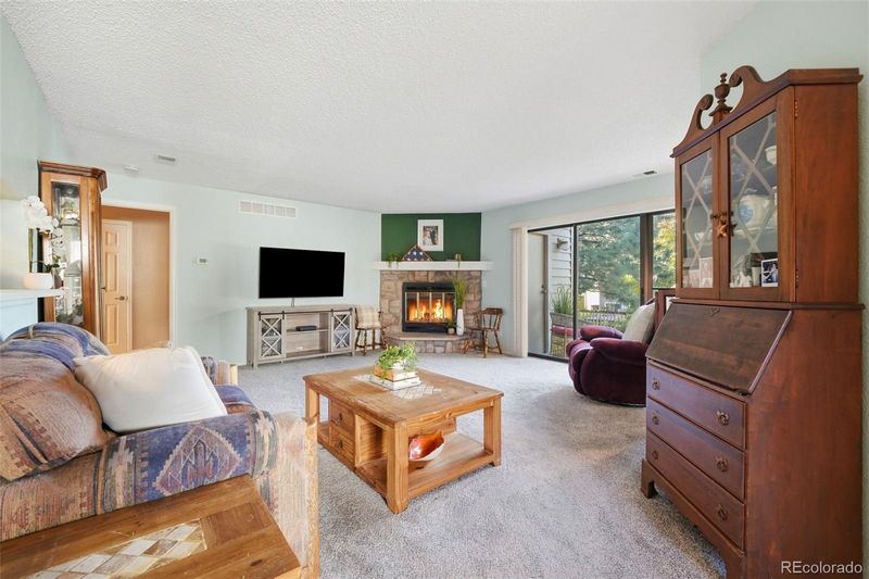 7379 Gore Range #106, Littleton, CO 80127