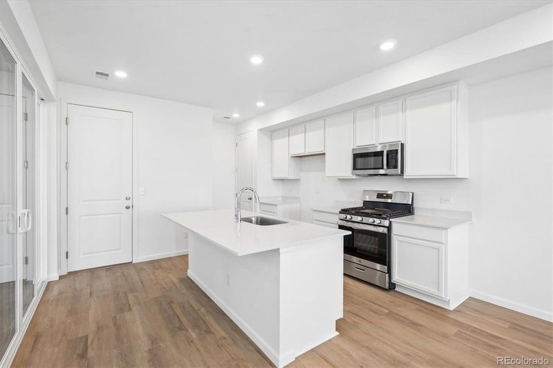 24175 E 30th Pl, Aurora, CO 80019