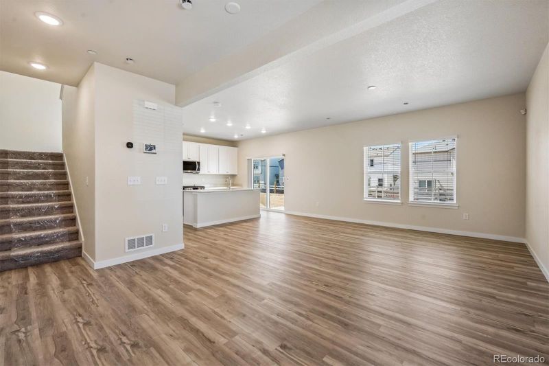 19074 E 93rd Dr, Commerce City, CO 80022