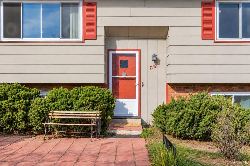 719 S Elbert St, Elizabeth, CO 80107