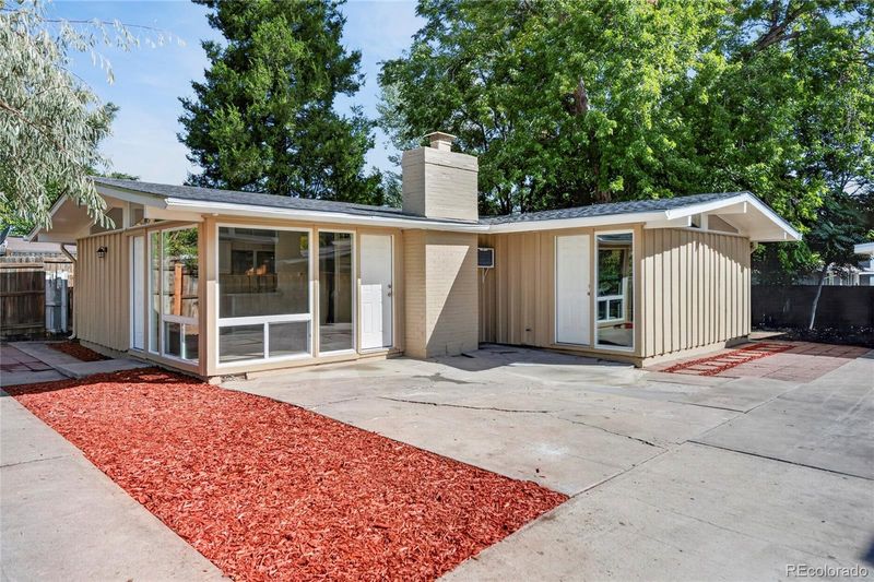 2340 S Newton St, Denver, CO 80219
