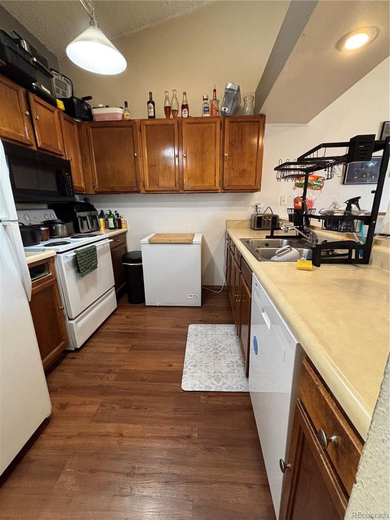 2362 Lexington Village Ln, Colorado Springs, CO 80916