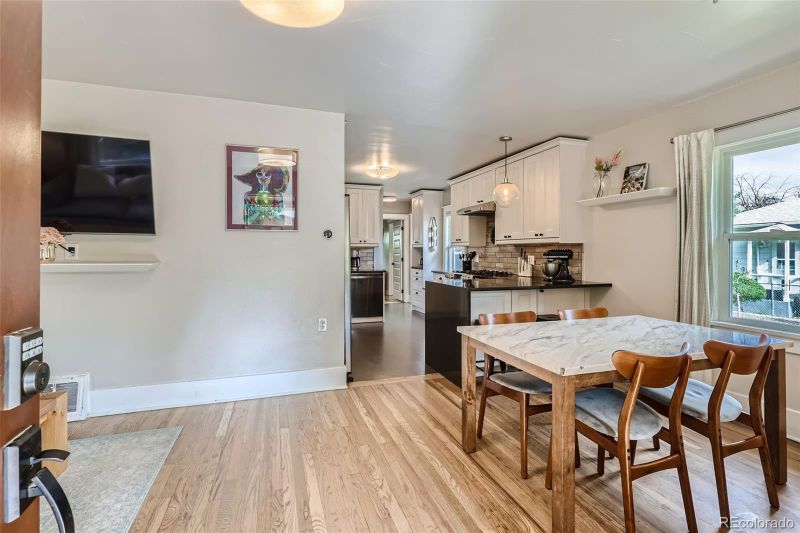 4353 S Logan St, Englewood, CO 80113