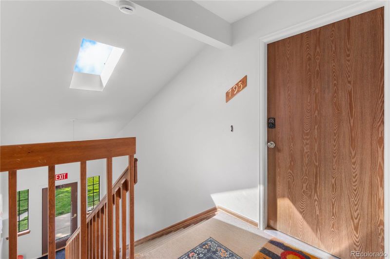 795 Canyon Dr, Castle Rock, CO 80104