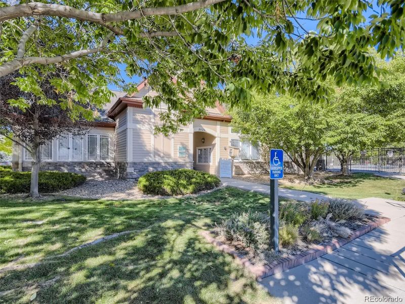 8464 S Holland Way #205, Littleton, CO 80128