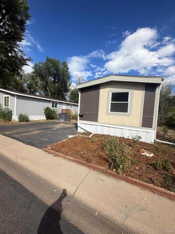 704 Cardinal Dr, Lafayette, CO 80026