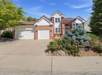 825 Huntington Dr, Highlands Ranch, CO 80126