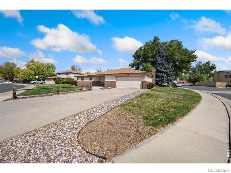 2080 Firestone Ct, Loveland, CO 80538