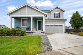 247 S Scottsburg Ct, Aurora, CO 80018