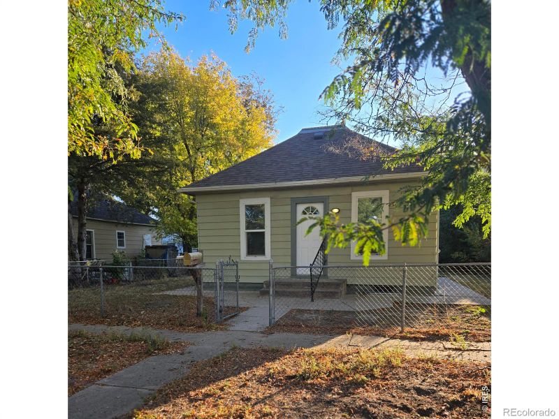 205 S Curtis St, Brush, CO 80723