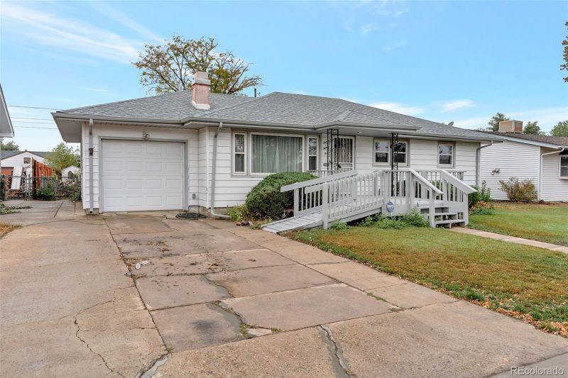 725 S 2nd Ave, Brighton, CO 80601