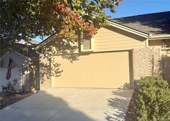8252 S High Ct, Centennial, CO 80122
