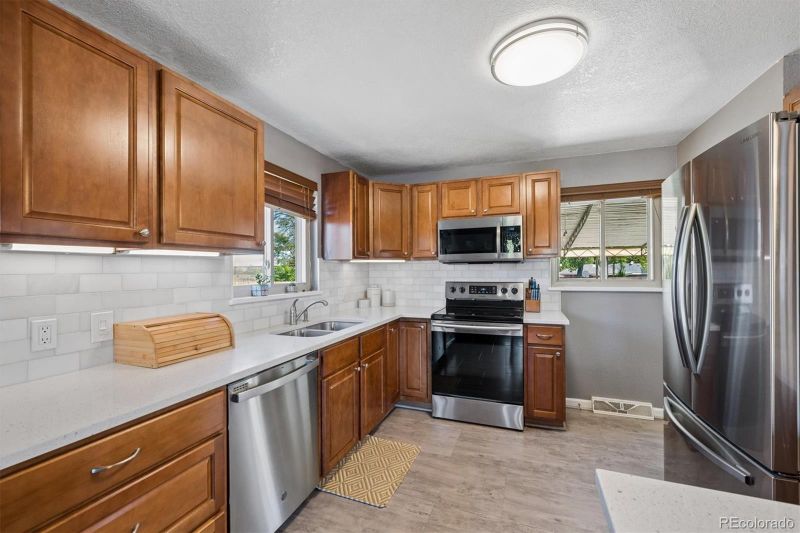 1900 Jolene Dr, Denver, CO 80229