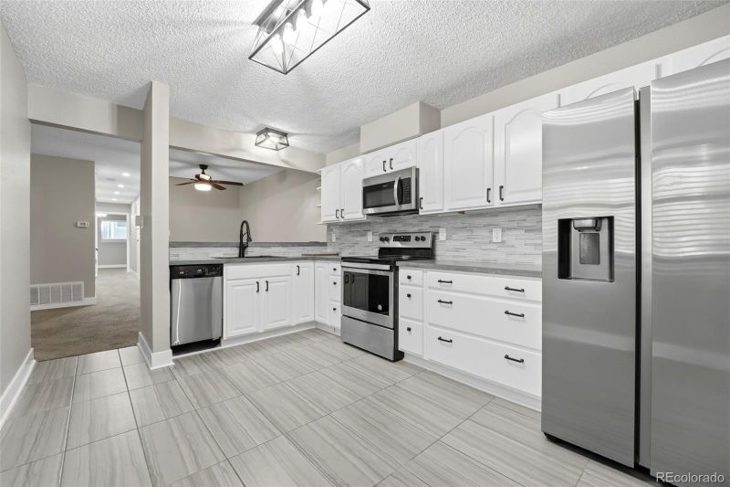2260 E Geddes Ave #G, Centennial, CO 80122